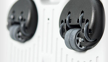 THOMAS, передні ходові ролики для маневренності Мийний пилосос THOMAS, передні ходові ролики обертаються на 360 градусів і забезпечують легкість пересування