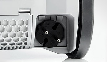 Довгий мережевий шнур для великого радіусу дії  Довгий мережевий шнур забезпечує великий радіус дії для зручного прибирання та змотується автоматично