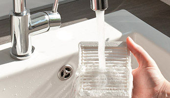 The HEPA 13 fine filter The HEPA 13 fine filter can be washed. This extends its lifespan and ensures high cleaning quality.