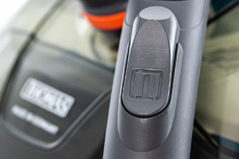 AquaBox Compact, mechanical power control on the hose AquaBox Compact, hose flap for mechanical power control