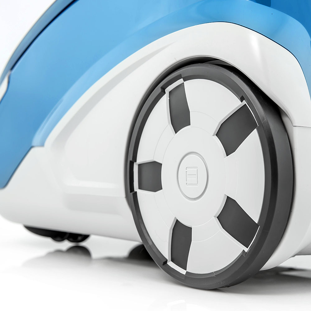 THOMAS Mistral XS, large rear wheels for manoeuvrability THOMAS Mistral XS, large rear wheel for easy overcoming of obstacles.