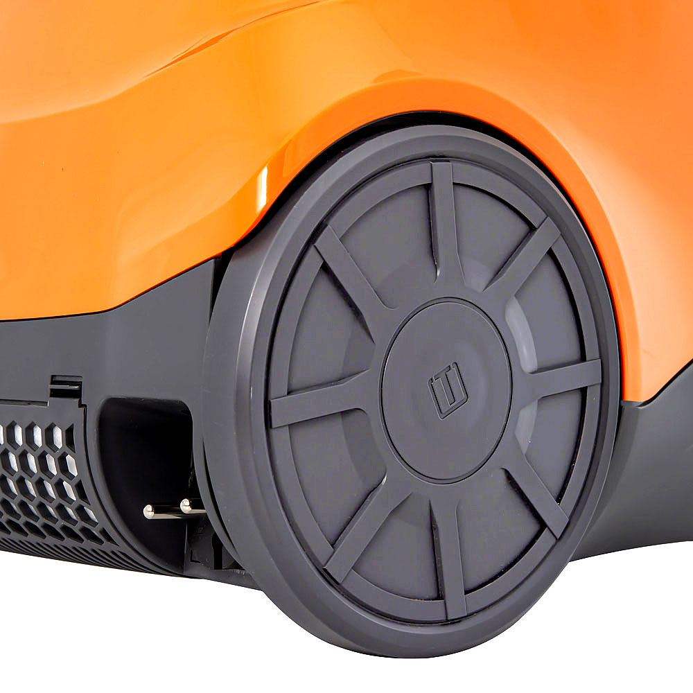 Cycloon Hybrid Family&Pets, large rear wheels for manoeuvrability Cycloon Hybrid Family & Pets, large rear wheels for easy movement and overcoming obstacles