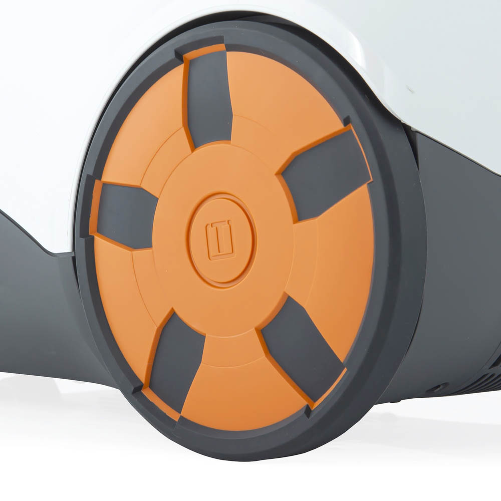 THOMAS DryBOX+AquaBOX Cat&Dog, large rear wheel for manoeuvrability THOMAS DryBOX+AquaBOX Cat&Dog, large rear wheel for manoeuvrability and easy overcoming of obstacles. Colour - orange